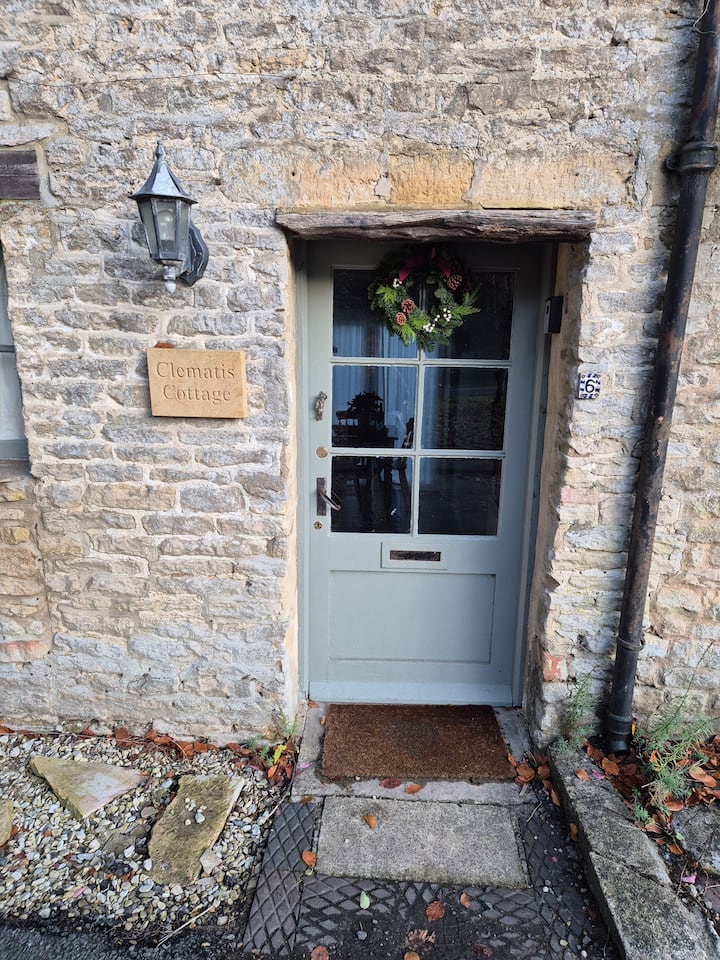 Clematis Cottage photograph 17